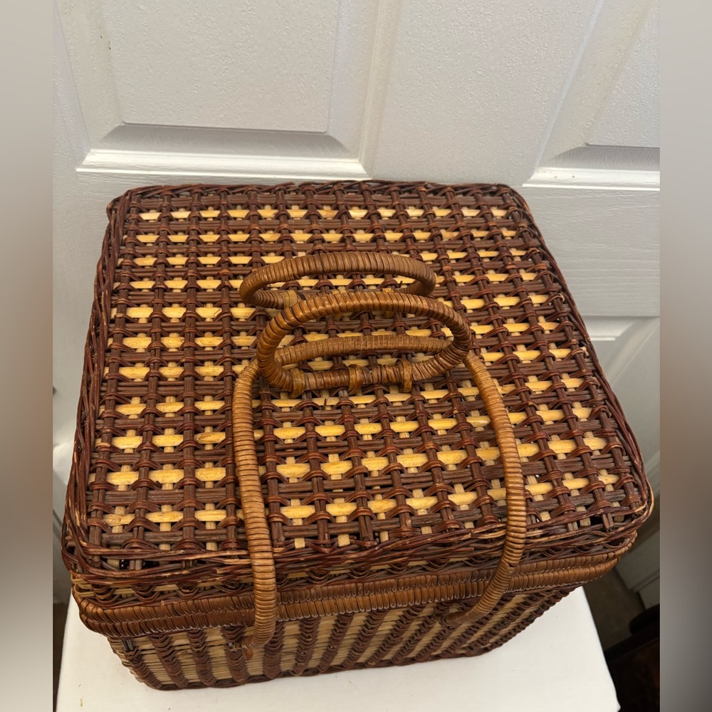Woven Wicker Picnic Basket with Handles. 13x11x11” - Picture 3 of 13